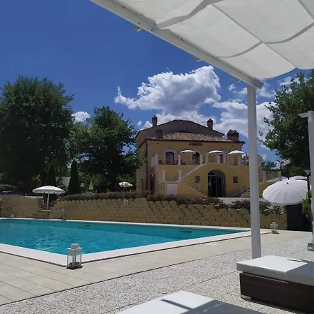 La Quercia Bed & Breakfast 4*