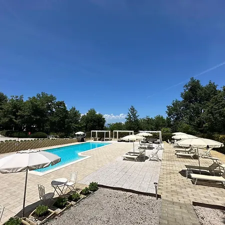 Bed & Breakfast La Quercia 4*